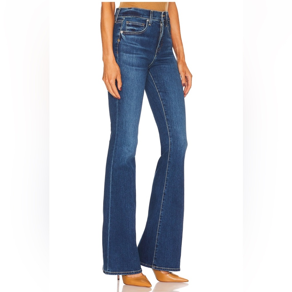 Beverly Skinny-Flare Jean
Dark-Wash Italian Denim High-Rise Jean Size 28